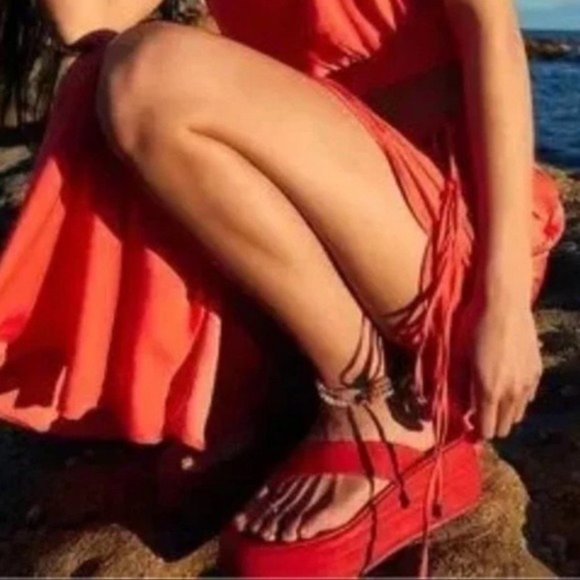 Free People Shoes - Free People Leather Haven Thong Flatform Sandal In Flame Red 39 NWT in Box